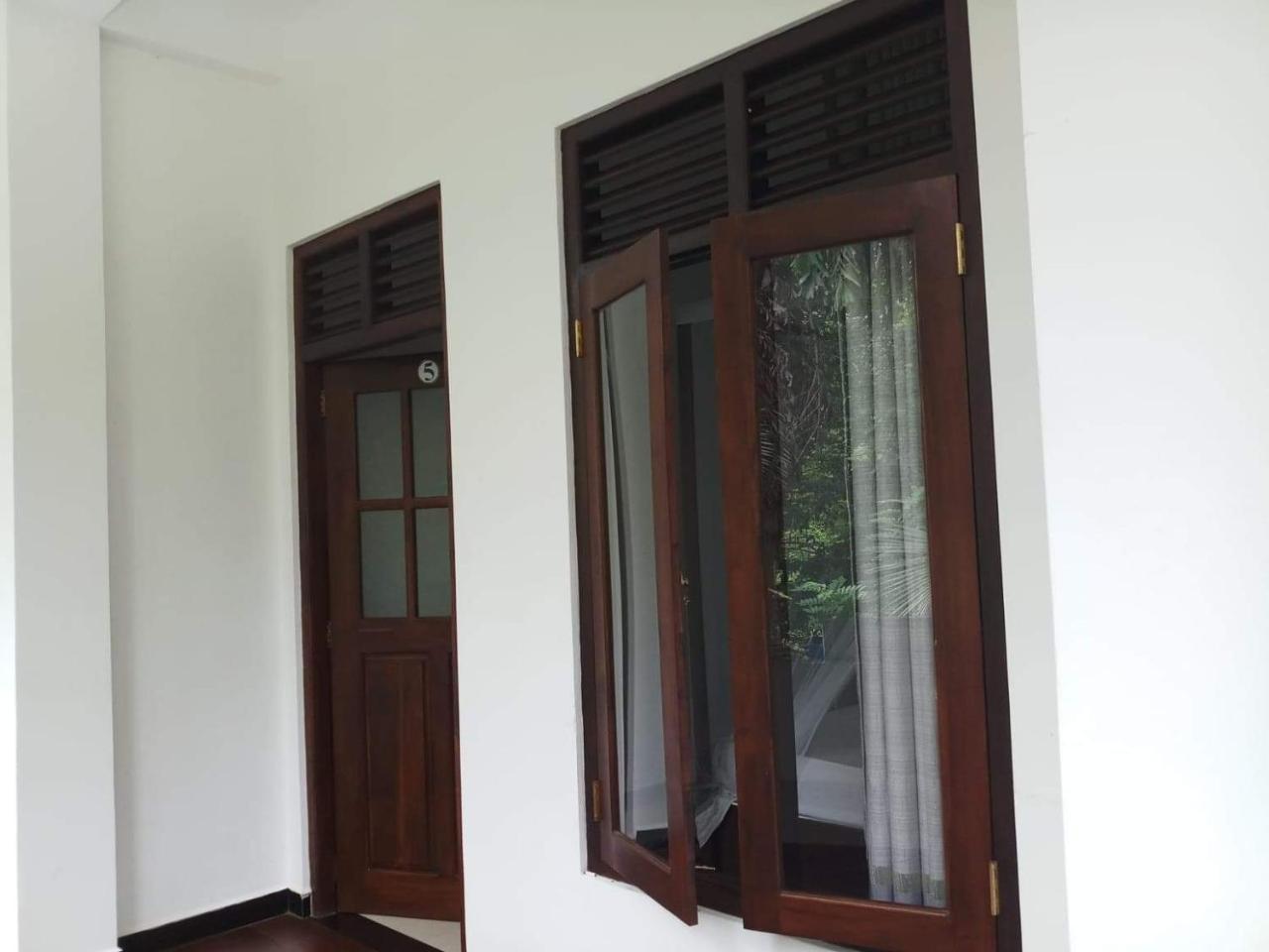Affittacamere Piumi House Dikwella Esterno foto